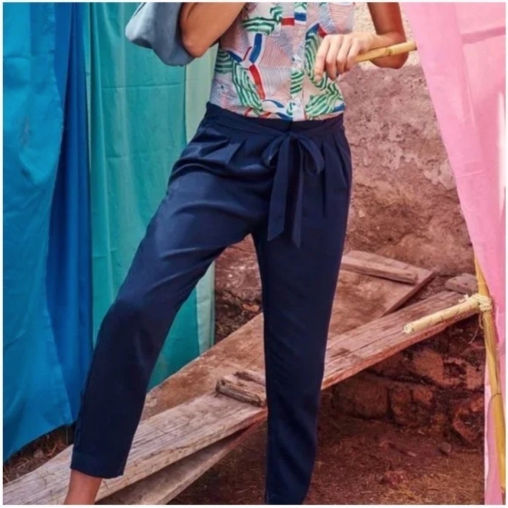 Cartonnier Anthropologie Blue Tapered Paper Bag Pants